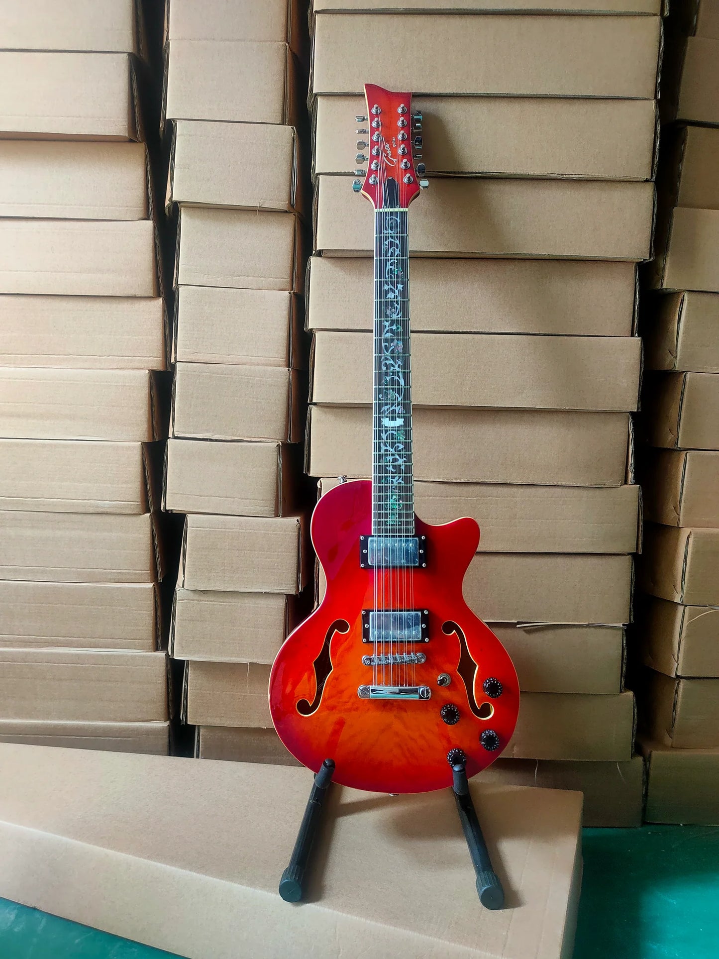 GROTE 12 STRING ELECTRIC GUITAR SEMI-HOLLOW BODY WITH MAPLE VENEER